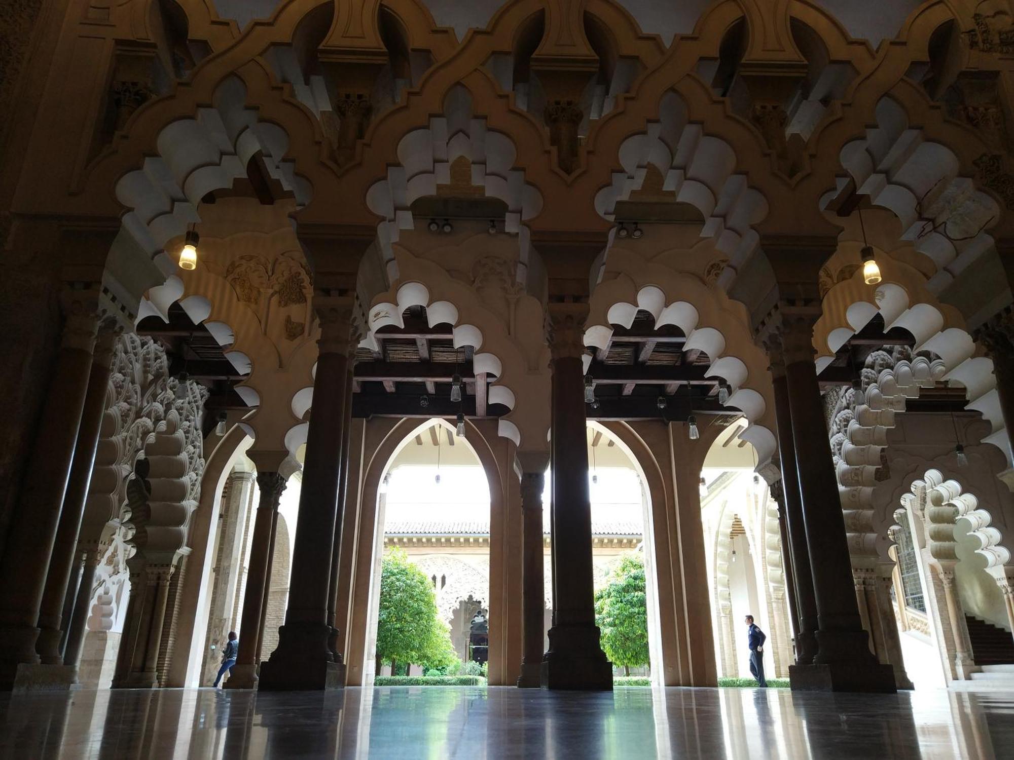 Mirador Del Portillo Zaragoza Dış mekan fotoğraf