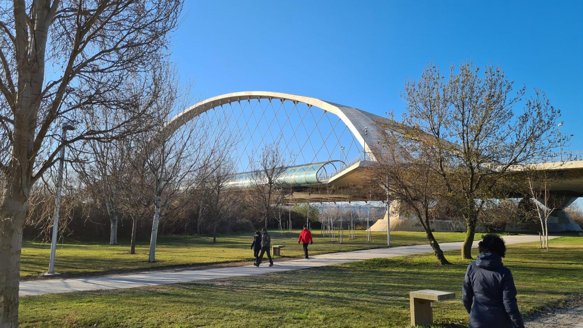 Mirador Del Portillo Zaragoza Dış mekan fotoğraf